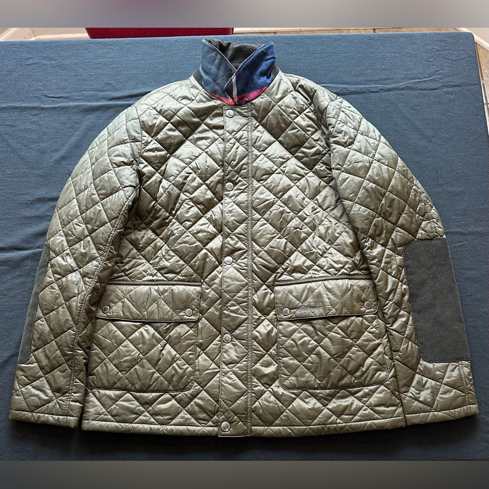 BARBOUR Men’s L Green Quilted Jacket